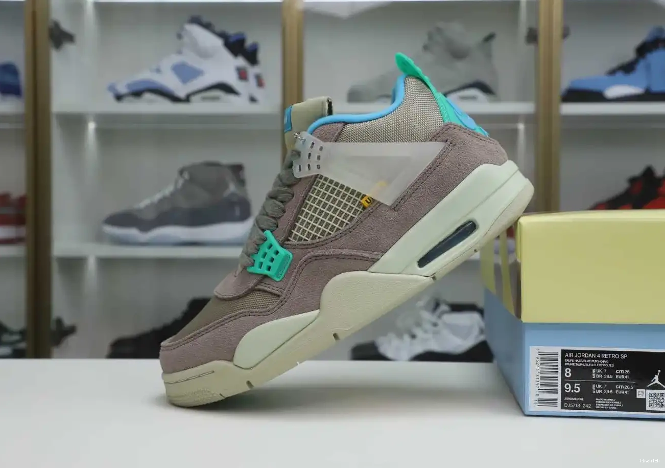 JORDAN RETRO 'TAUPE HAZE' UNION X AIR 4 LA 0526